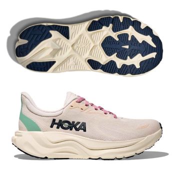 HOKA Arahi 8 dam